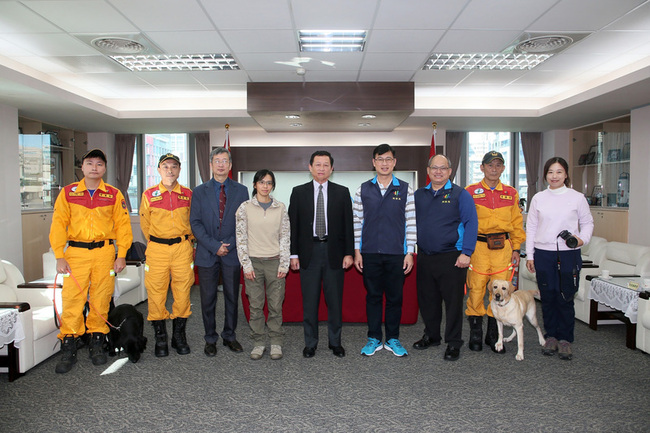北市消與台灣偵搜犬協會簽備忘錄 盼強化戰力 | 華視新聞