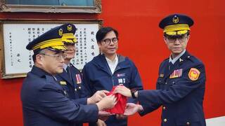 主持高階警官交接 陳其邁：高雄治安獲肯定