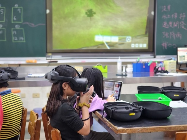 竹市推VR國小輔助學習  培養師生數位應用能力 | 華視新聞