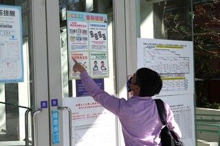 學測台大特殊試場141人應試 特製輪椅桌不再墊磚頭