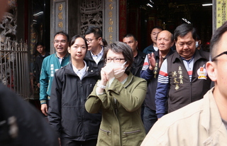 蕭美琴謝票途中快篩確診  苗栗便當會先行離席