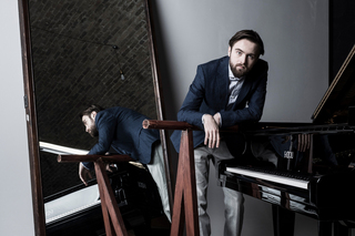 國際鋼琴大賽雙金得主 特里福諾夫挑戰貝多芬名曲