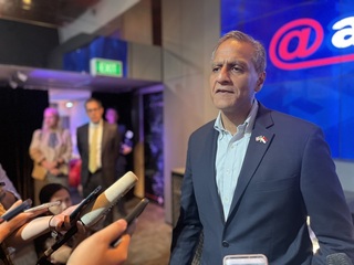 美國副國務卿訪印尼  準備好與印尼下任總統合作