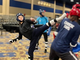 甜點只敢淺嚐一小口 蘇柏亞攜男友力量拚奧運門票