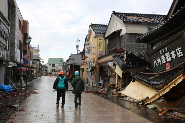 日本輪島早市如戰火廢墟 漆藝業者與商家矢言重建 | 華視新聞