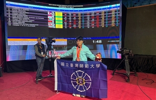 陳玟卉舉重亞錦賽奪2銀  抓舉破全國
