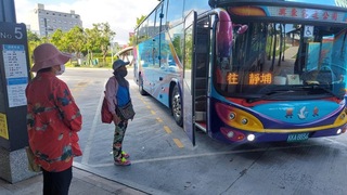 配合台鐵春節東部紅眼列車  興東客運8181線增班