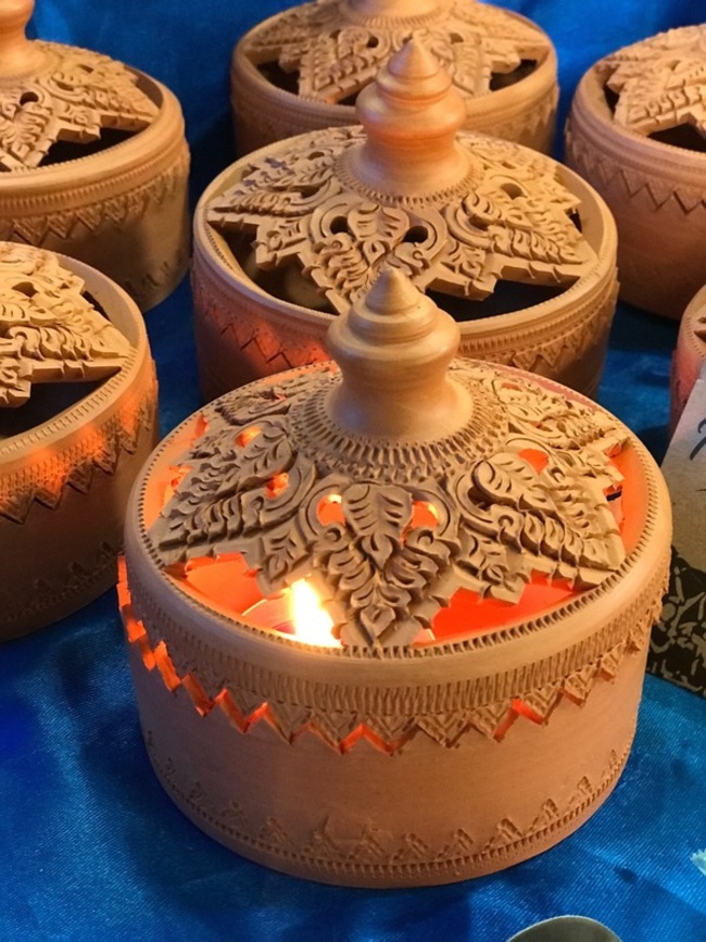 泰國暖武里府承襲孟族百年陶藝 燒出色彩與文化 | 華視新聞