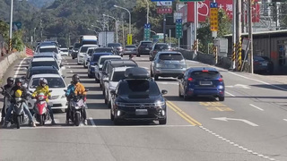 苗栗草莓溫泉季 春節連假湧入逾15萬車次