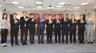 林修銘：平衡AI半導體股占台股比重 推3產業造新經濟