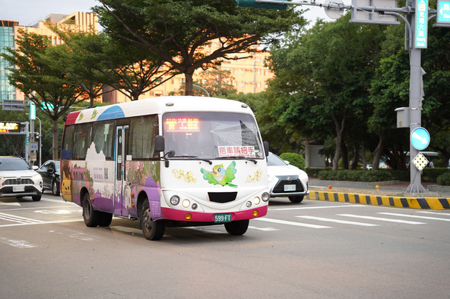 新竹縣補貼市區公車司機薪資 113年每月1萬元 | 華視新聞