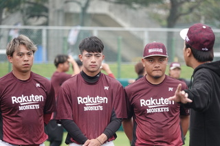 桃猿、羅德石垣島交流賽 邱駿威扛首戰先發