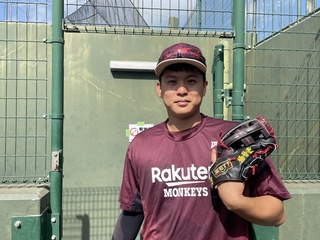 蘇俊璋爭牛棚機會盼把握 帶楊晉豪手套到石垣島