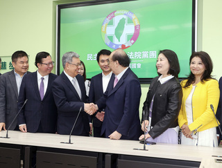 拜會立院朝野黨團 陳建仁：未來仍戰戰兢兢全力以赴