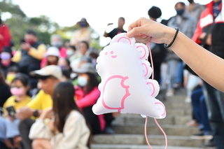 多多龍提燈網拍喊價5200 彰縣再發2千個籲勿兜售