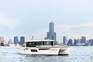 高雄承億酒店摘五星 擁私家遊艇規劃南台灣跳島之旅