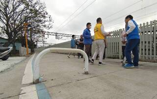 鐵道綠廊深夜熄燈騎士摔車  苗縣府允設反光警示