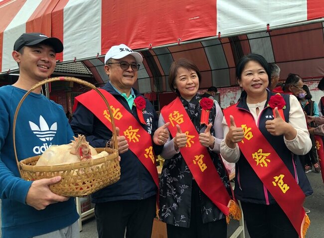 雲林崙背「元宵擐雞酒」 獨特詔安客家習俗 | 華視新聞