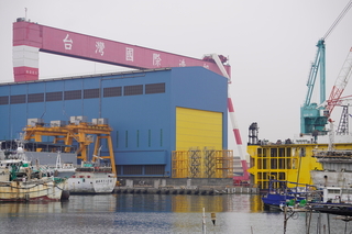 國造潛艦海鯤艦27日啟動移置 事涉機敏周邊將管制