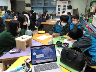 北市教育局媒合國、高中生 大手牽小手自主學習