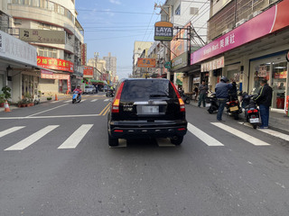 台中女童上學走斑馬線遭撞輕傷 駕駛未停讓扣照罰鍰