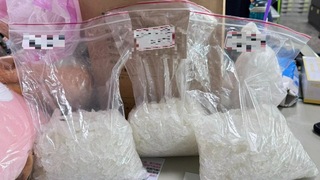 台南警攻堅逮62歲毒販  查獲近3公斤安非他命