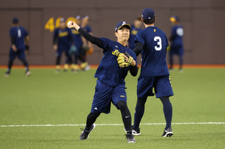 江坤宇打電動角色用坂本勇人 同場競技直呼新鮮
