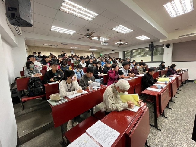 台南溫室氣體盤查校園綠領班 培訓淨零在地人才 | 華視新聞