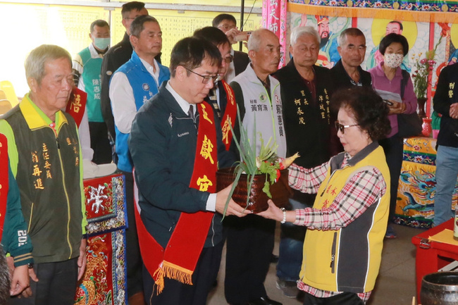 台南鹽水武廟文昌祭 傳統儀式祈求考生考運亨通 | 華視新聞