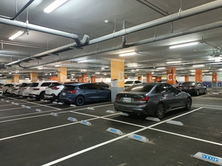 新竹市棒球場地下停車場  4/1起因應施工暫停營運