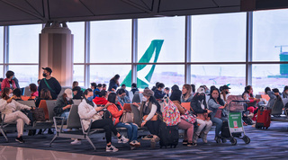 國泰航空轉虧為盈 疫情後首度配發股利