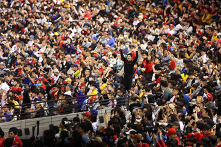 大巨蛋湧1萬9898人門票完售 刷新中職熱身賽紀錄