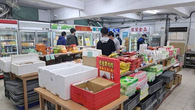 消費習慣改變、熱食部委外  建中合作社將熄燈 | 華視新聞