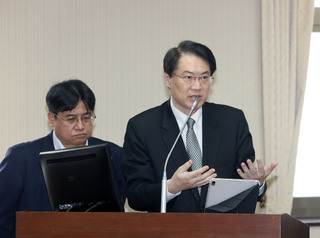 林右昌：國土計畫法  依法照期程進行