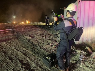 高雄廢棄物掩埋場火警飄異味 環保局開罰