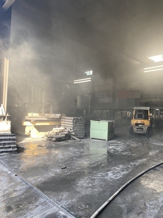 高雄湖內工廠火警 6傷2命危