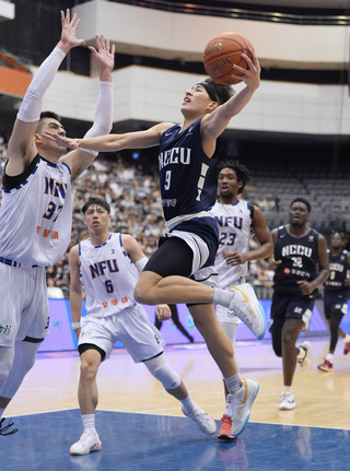 UBA莊朝勝23分領軍力退虎尾 政大連4季闖決賽