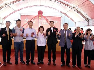 B型企業認證綠建築生技廠動土 黃敏惠盼共拚永續