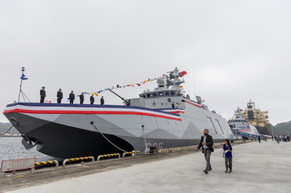 海軍高效能艦艇交艦  隱形匿蹤設計火力強大