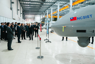 賴副總統訪視中科院  盼續強化國防自主