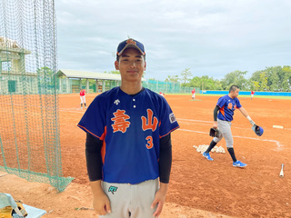 壽山張委誠偶像是舅公張泰山 U18東岸聯盟開轟