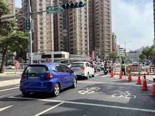 華夏路頻繁施工惹議 高市水利局：調整及縮小範圍