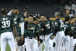 看小鷹1年來成長很欣慰  洪總：未來路還很長