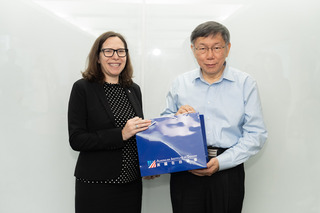 柯文哲與AIT主席會面 盼合作打造韌性社會