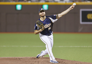 艾士特遇危機連飆3K繳好投  平野惠一對他說抱歉