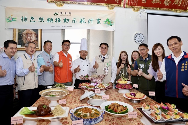 母親節 龍崎總鋪師席開200桌鳳梨好筍雞饗宴 | 華視新聞