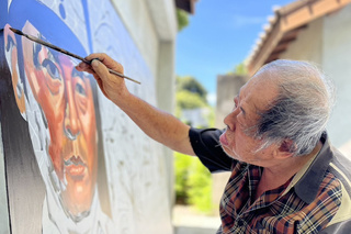 國寶畫師顏振發獲北影貢獻獎 作品台南水交社展出