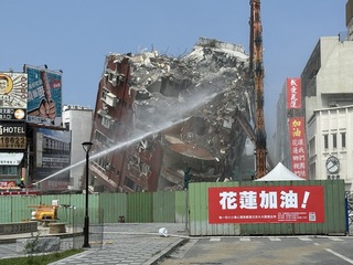 拆天王星因救貓稍延宕 花縣：公安當務之急開拆7樓