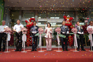 全國農業金庫屏東分行啟用 周春米鼓勵青年買房