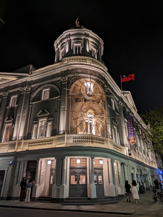 倫敦首見台灣藝術節開幕 劇院總監讚台灣小巧卻強大